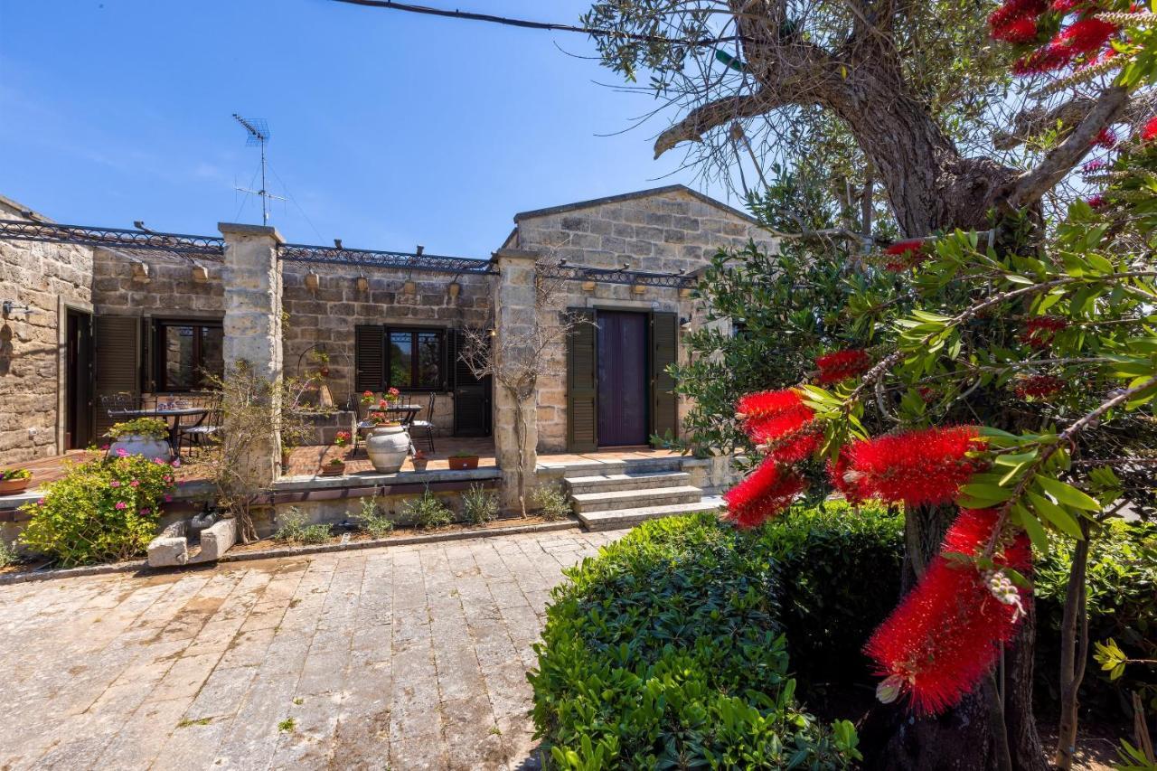 Casa Ulmi Con Piscina Bed & Breakfast Uggiano La Chiesa Eksteriør bilde